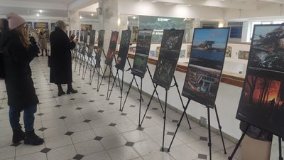 Фотоекспозиція "Довжиною у війну" в Тернополі Фотоекспозиція "Довжиною у війну" в Тернополі