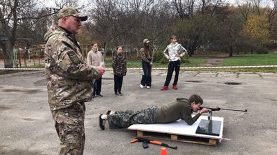 стрільба, поводження зі зброєю, навчання, військова підготовка