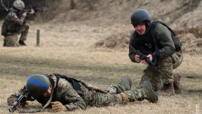 "Вирішив залишитися і прикрити побратимів": історія бійця волинського підрозділу Нацгвардії