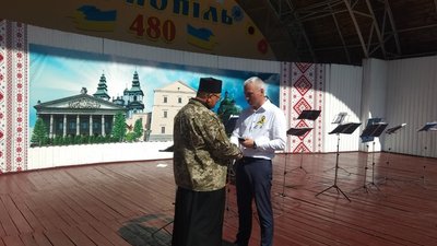 Військовослужбовців батальйону “Тернопіль” нагородили медалями Військовослужбовців батальйону “Тернопіль” нагородили медалями