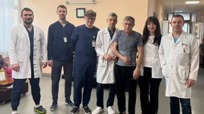 Медики, лікарня, операція