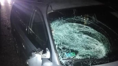 Смертельна ДТП на Хмельниччині: водій збив жінку, яка йшла дорогою