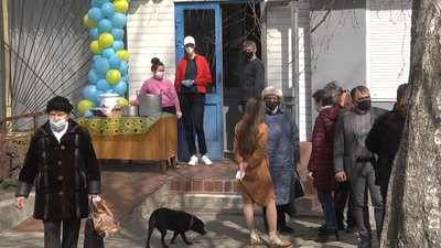 У місті на Волині відкрили соціальну їдальню для нужденних У місті на Волині відкрили соціальну їдальню для нужденних