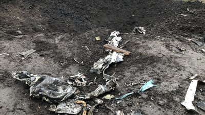 Пошкоджені будинки у селі Ялинці на Полтавщині через ракетний удар: як нині проживають місцеві Пошкоджені будинки у селі Ялинці на Полтавщині через ракетний удар: як нині проживають місцеві
