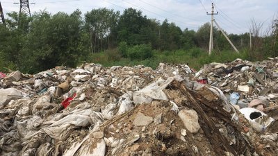 "Вивезли понад 40 тонн сміття": на території заказника "Білогорща" встановлять камери