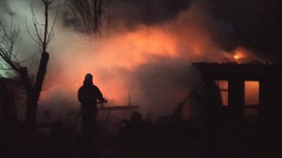 На Одещині підпалили чотири будинки на базі відпочинку — ДСНС На Одещині підпалили чотири будинки на базі відпочинку — ДСНС