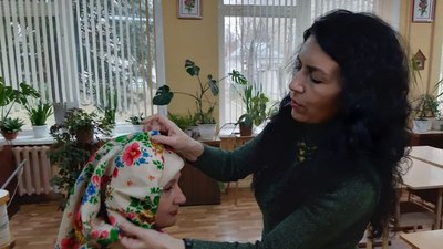 У тернопільській школі відзначили Всесвітній день української хустки