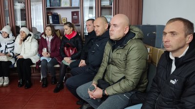 Люди влаштували акцію протесту у Щербанях Люди влаштували акцію протесту у Щербанях