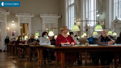В Одесі писали Радіодиктант національної єдності В Одесі писали Радіодиктант національної єдності