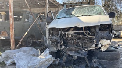Наслідки влучання КАБом по околицях Сум 5 травня 2026 року
