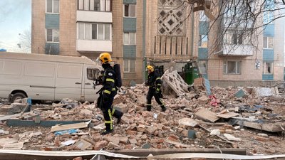 Тернопіль, обстріл Тернополя 19 листопада 2025 року, обстріл, рятувальники