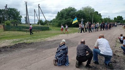 На Чернігівщині прощалися з трьома загиблими бійцями