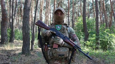 "Питання: чи йти на війну, собі не ставив". Як "на нулі" воює прикарпатський ультрас Янкі "Питання: чи йти на війну, собі не ставив". Як "на нулі" воює прикарпатський ультрас Янкі