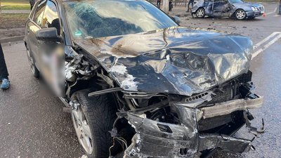 На Полтавщині в аварії травмувався водій легковика