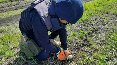 Рятувальники оголосили збір допомоги двом пораненим піротехнікам на Харківщині