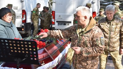 В Одесі попрощалися із двома загиблими полковниками ОК "Південь" В Одесі попрощалися із двома загиблими полковниками ОК "Південь"