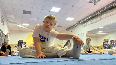 Сила волі та підтримка: історія 10-річного миколаївця із синдромом Дауна, який займається джиу-джитсу Сила волі та підтримка: історія 10-річного миколаївця із синдромом Дауна, який займається джиу-джитсу