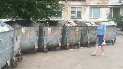 13,5 мільйонів гривень боргу: як несплата за вивіз сміття у Полтаві впливає на роботу комунальників 13,5 мільйонів гривень боргу: як несплата за вивіз сміття у Полтаві впливає на роботу комунальників