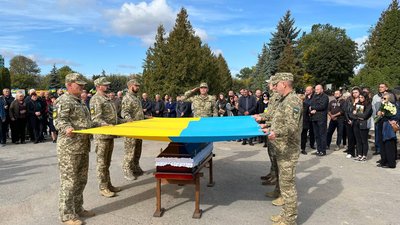 Похорон бійця Похорон бійця