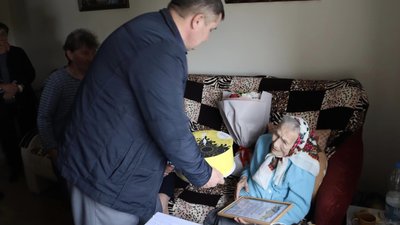 Довгожителька Катерина Шенклер, Тернопіль, 15 квітня, 2024 Довгожителька Катерина Шенклер, Тернопіль, 15 квітня, 2024