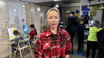 безкоштовні заняття хаб арттерапія малювання діти-переселенці Луганщина Донеччина Дніпро безкоштовні заняття хаб арттерапія малювання діти-переселенці Луганщина Донеччина Дніпро