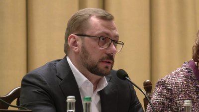 "Визначіть межі Ялівщини" – чернігівці мітингували під облрадою. Що каже влада "Визначіть межі Ялівщини" – чернігівці мітингували під облрадою. Що каже влада