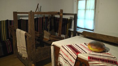 Засновник музею багато років збирав експозицію. Частину експонатів передали жителі Чабанівки. Засновник музею багато років збирав експозицію. Частину експонатів передали жителі Чабанівки.