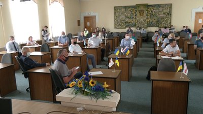 У Рівному почали розглядати питання трьох ЖК-недобудів. Люди влаштували акцію У Рівному почали розглядати питання трьох ЖК-недобудів. Люди влаштували акцію