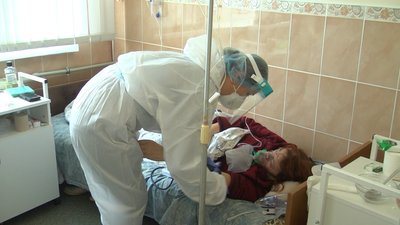 Барська ЦРЛ на Вінниччині на 60% заповнена пацієнтами хворими на COVID-19 Барська ЦРЛ на Вінниччині на 60% заповнена пацієнтами хворими на COVID-19
