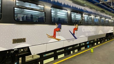 Запрацював перший швидкісний поїзд "Київ-Славське"