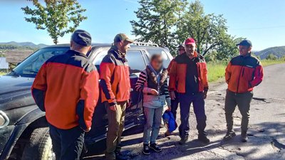 На Закарпатті рятувальники відшукали заблукалу місцеву жительку