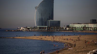 Іспанія оголосила, коли знову прийматиме іноземних туристів