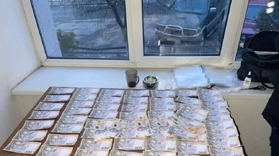 Керівника лісгоспу на Львівщині підозрюють у продажі деревини неофіційно Керівника лісгоспу на Львівщині підозрюють у продажі деревини неофіційно