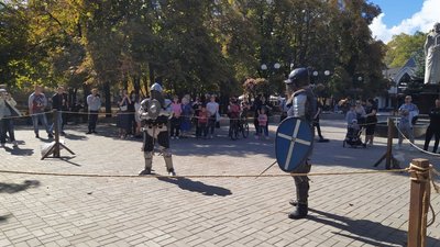 У Миколаєві влаштували повноконтактні гладіаторські та лицарські бої У Миколаєві влаштували повноконтактні гладіаторські та лицарські бої