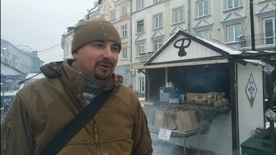 В Івано-Франківську провели акцію "Миколай Грибної роти" В Івано-Франківську провели акцію "Миколай Грибної роти"