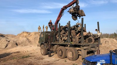 Бурштинова спецоперація на Рівненському Поліссі. Як це було Бурштинова спецоперація на Рівненському Поліссі. Як це було
