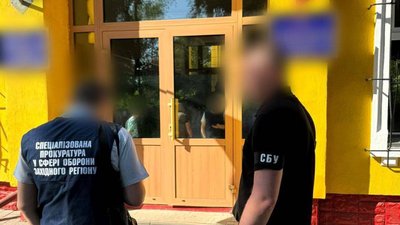 Правоохоронці затримали посадовця військового коледжу