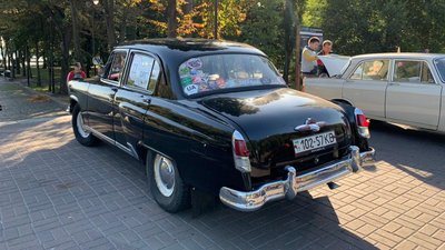 "Це єдине авто в такому стані у світі": у Києві влаштували пробіг ретроавтомобілів "Це єдине авто в такому стані у світі": у Києві влаштували пробіг ретроавтомобілів