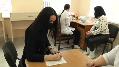 На Житомирщині працівники обласного центру крові провели виїзну заготівлю крові На Житомирщині працівники обласного центру крові провели виїзну заготівлю крові