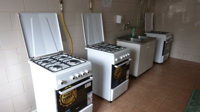 "Лишилася без засобів до існування": як у Рівному облаштовують гуртожиток релокованого Луганського медуніверситету "Лишилася без засобів до існування": як у Рівному облаштовують гуртожиток релокованого Луганського медуніверситету