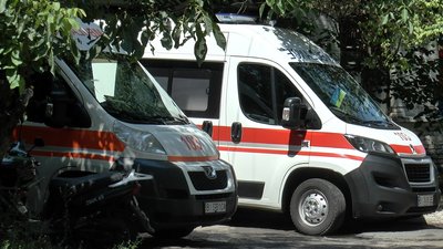 «Отруєння невідомою речовиною»: на Полтавщині у лікарні лишаються двоє працівників м’ясокомбінату