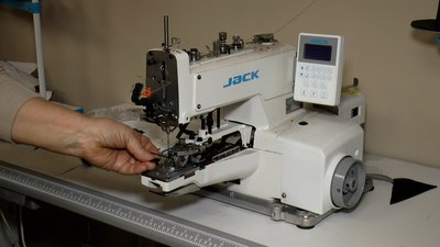 Військова форма бійці допомога шиття переселенці Добропілля Київ Військова форма бійці допомога шиття переселенці Добропілля Київ