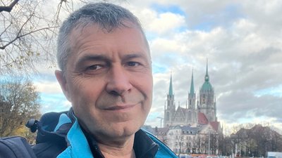Сценарист і військовий Юрій Вєткін Сценарист і військовий Юрій Вєткін