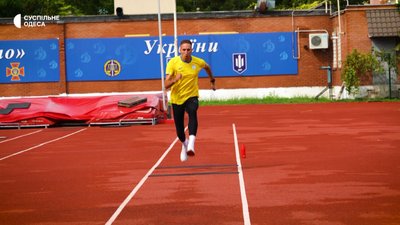"Мамі сказали залишити мене в пологовому": інтерв’ю з бронзовим призером Паралімпійських ігор 2024 "Мамі сказали залишити мене в пологовому": інтерв’ю з бронзовим призером Паралімпійських ігор 2024