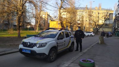На Херсонщині дві неповнолітні дівчинки опинилися за 130 км від дому