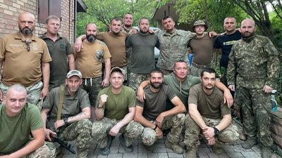 Поміж обстрілами знімає фільми: історія режисера з Тернопільщини Поміж обстрілами знімає фільми: історія режисера з Тернопільщини