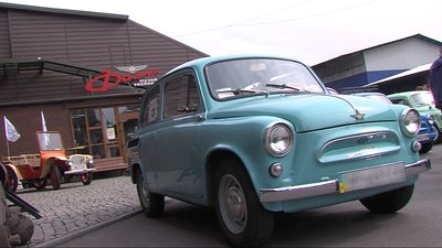 В Запоріжжі відбувся автопробіг до 60-річчя автомобіля "Запорожець"