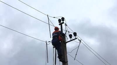 Наслідки негоди на Вінниччині: знеструмлено 22 населених пункти Наслідки негоди на Вінниччині: знеструмлено 22 населених пункти