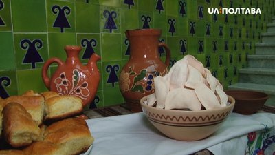 13 січня на Полтавщині традиційно готували кутю і вареники 13 січня на Полтавщині традиційно готували кутю і вареники