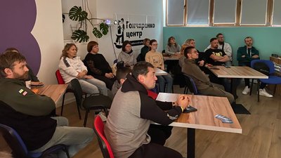 Свідчення жителів Коростенського району – у Житомирі відбулася прем'єра фільму "Темна весна" Свідчення жителів Коростенського району – у Житомирі відбулася прем'єра фільму "Темна весна"